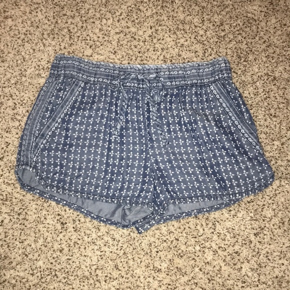 Francesca’s patterned denim shorts - Picture 1 of 3